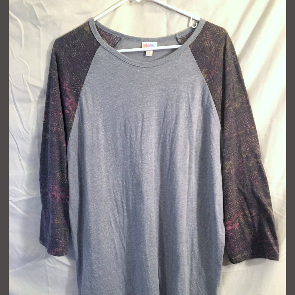 LuLaRoe Randy top